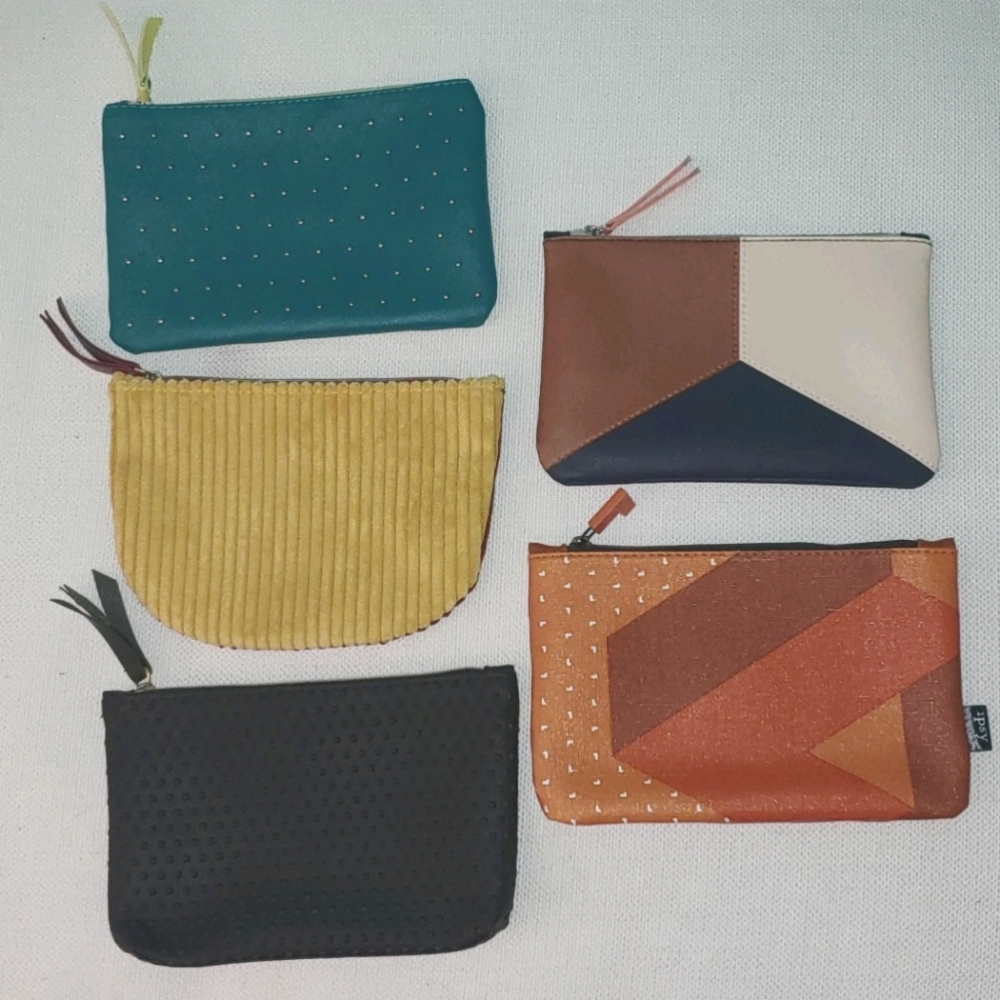 Lot of 5 cosmetic bags from Ipsy